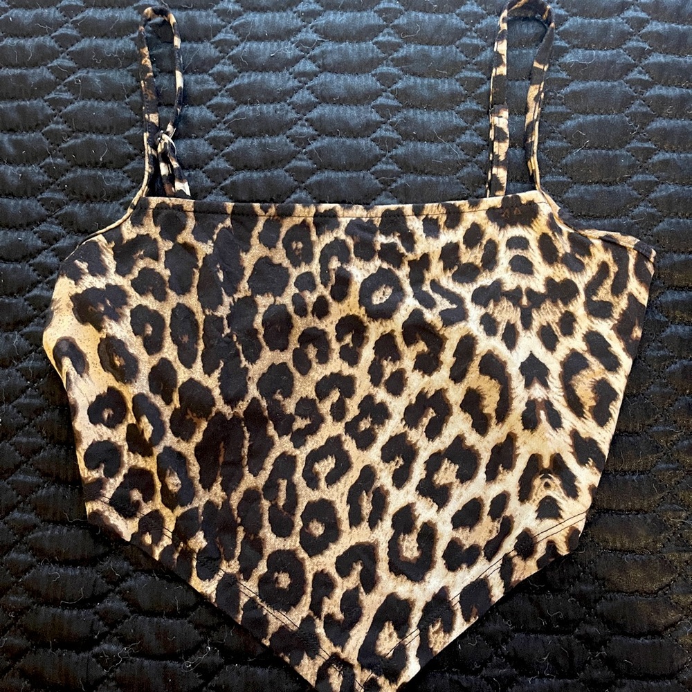 crop top cheetah print shirt, size small, comfortable fit, enhancing top area